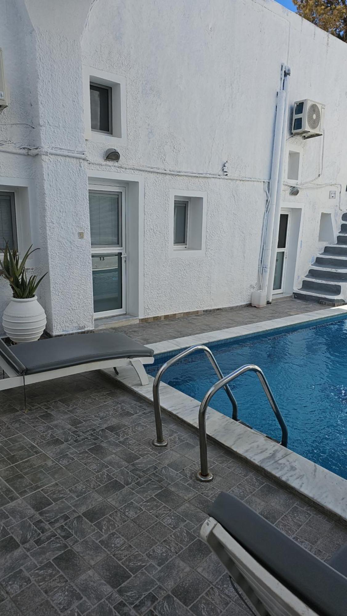 Unique Leta Apartman Fíra Kültér fotó